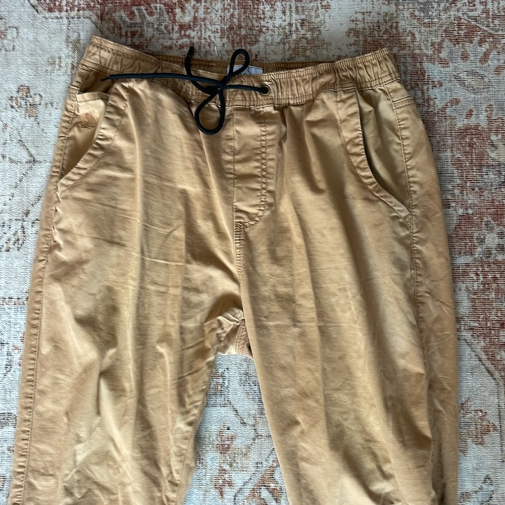 Midweight Chino Jogger. Size Large - Picture 2 of 3